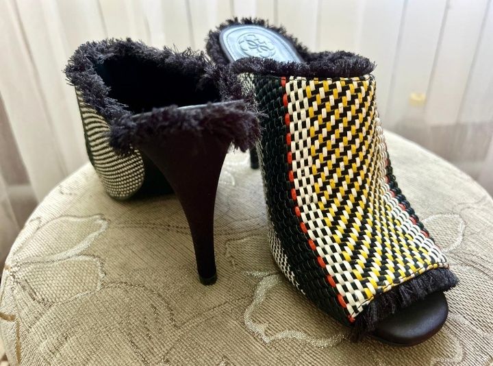 Мюли летние от GUESS