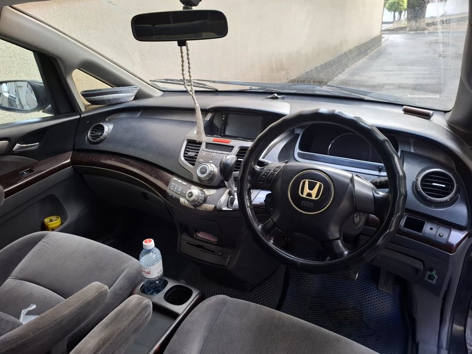 Хонда одиссей 2003г