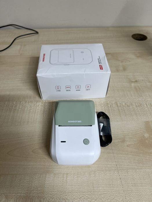 Термопринтер Niimbot B1 зеленый