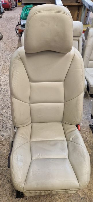 Interior de piele Volvo V70 N