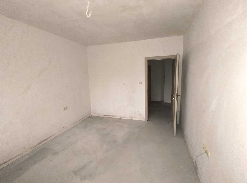 Продава се Тристаен апартамент в Стара Загора, ОРБ - 116 кв.м за 1018 €/кв.м - Снимка #7