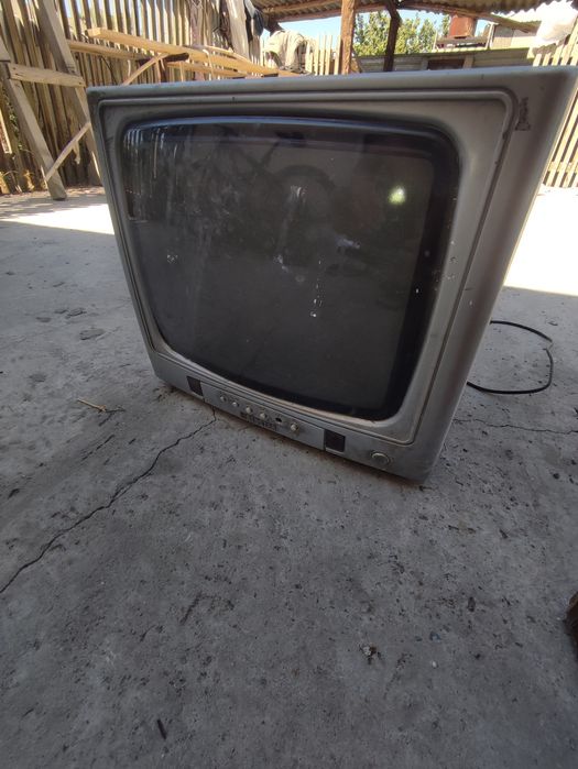 Продам телевизоры нерабочие.
