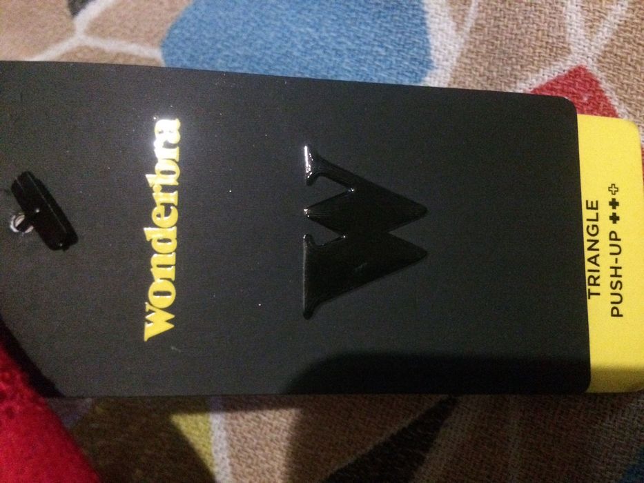 Продам бюстгальтер новый красный