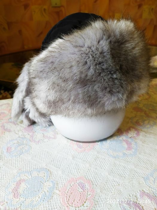 Шапки женские. Разные.