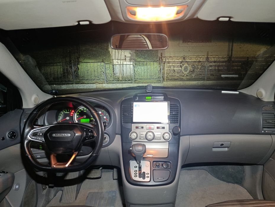 Продается Kia Carnival