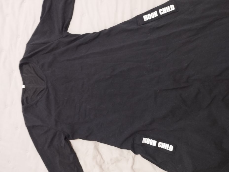 Черна рокля с дълъг ръкав