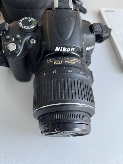 DSLR Nikon D5000