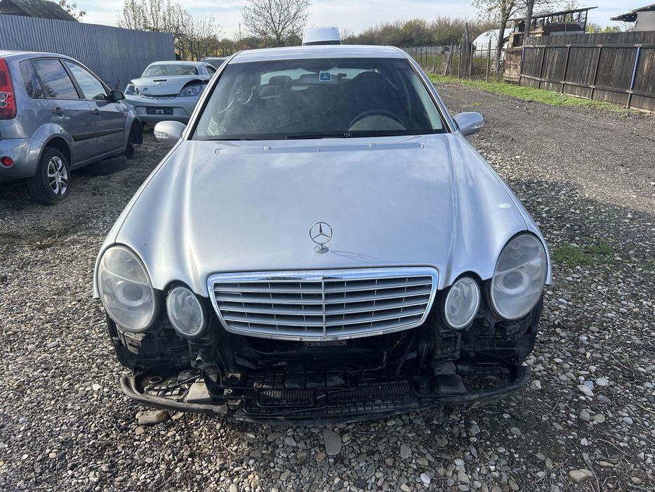 Capota/bara/far mercedes e220 2006