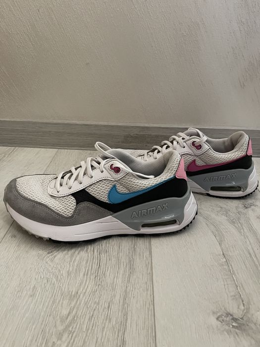Nike Air Max SYSTM