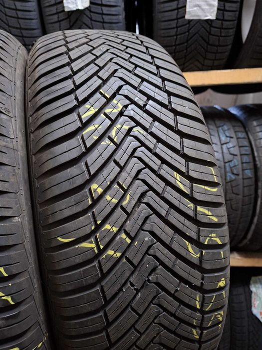 2 anvelope 215/55 R17 Continental all season