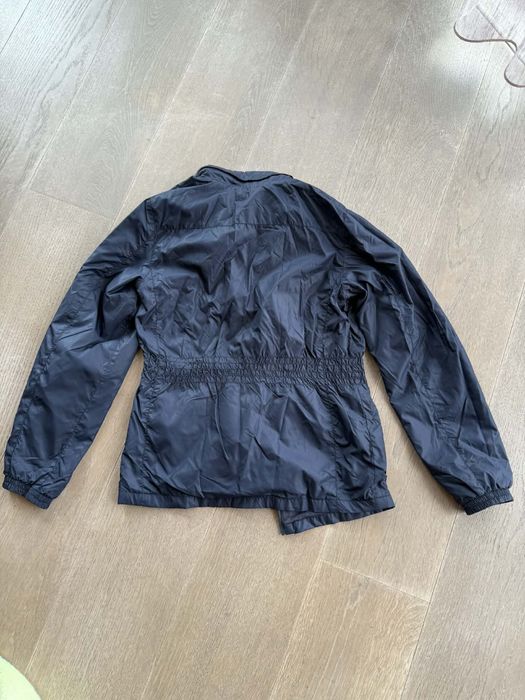 Яке с качулка/ветровка