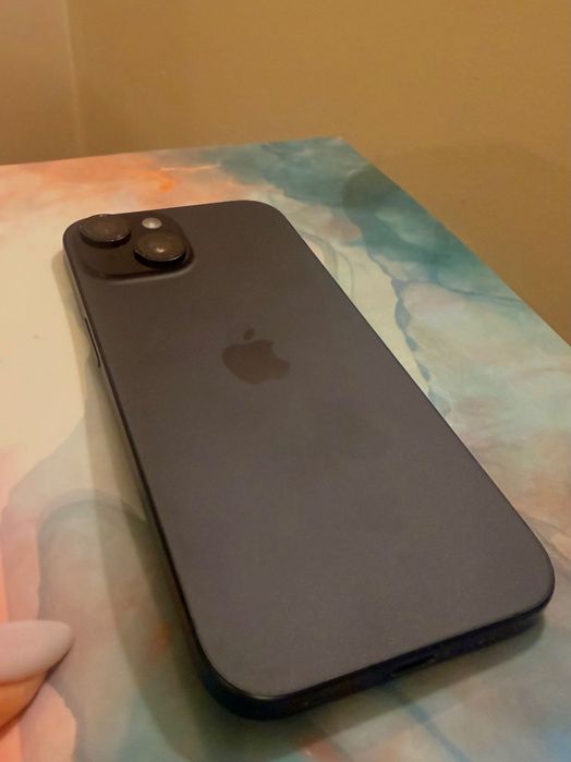 IPhone 15 с гаранция