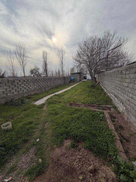 Продается дача. 6-соток. Дом на 2 комнаты