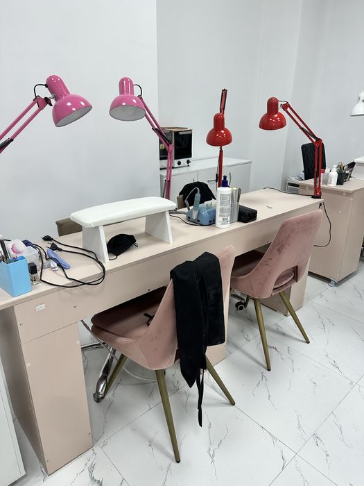 Лампы настольные и напольные