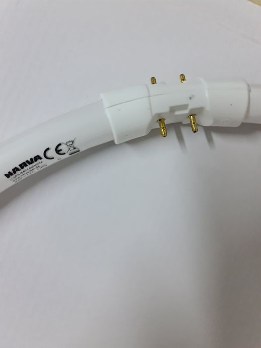 Tub Neon circular LC60W T5