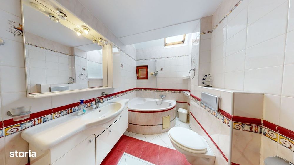 Casa individuala cu piscina interioara, Strand, Sibiu