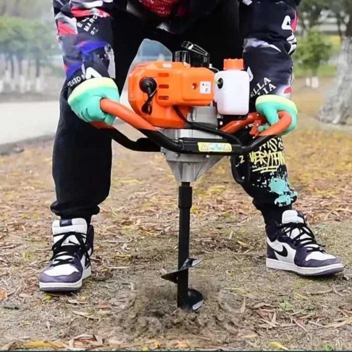 ПРОМОЦИЯ Бензинов свредел STAHLMAYER 12КуБ и различни свредла за почва