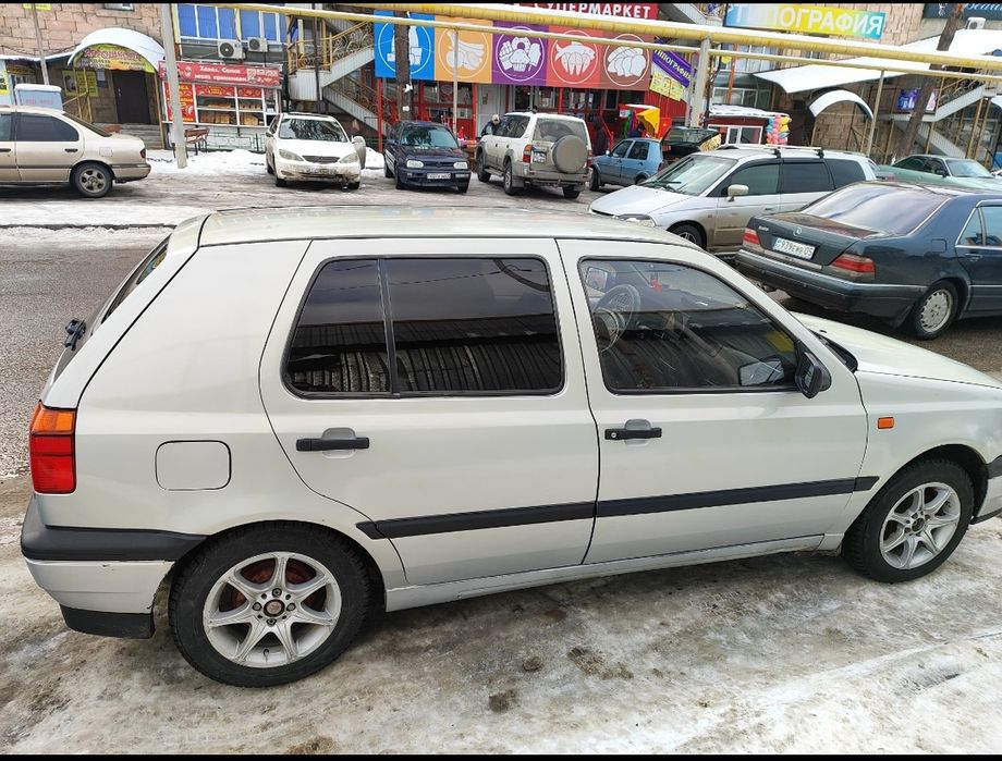 Продам гольф 3..