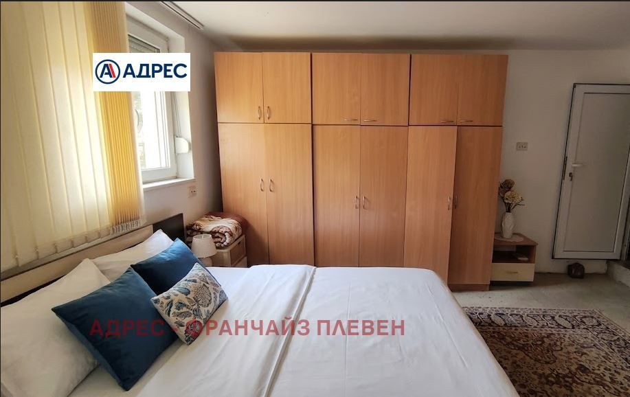 Къща в Плевен, област-гр.Долни Дъбник площ 129 цена 150000