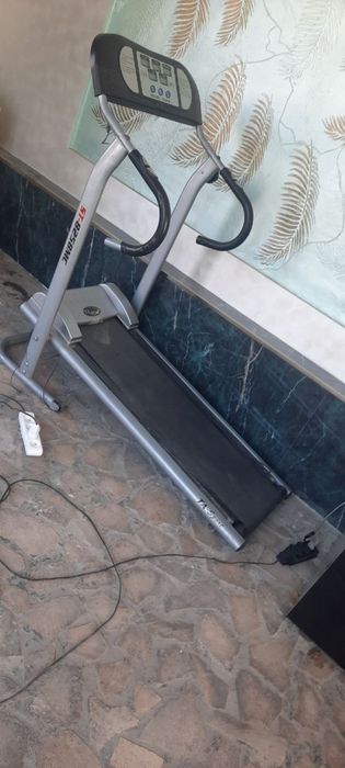 Продается беговая дорожка