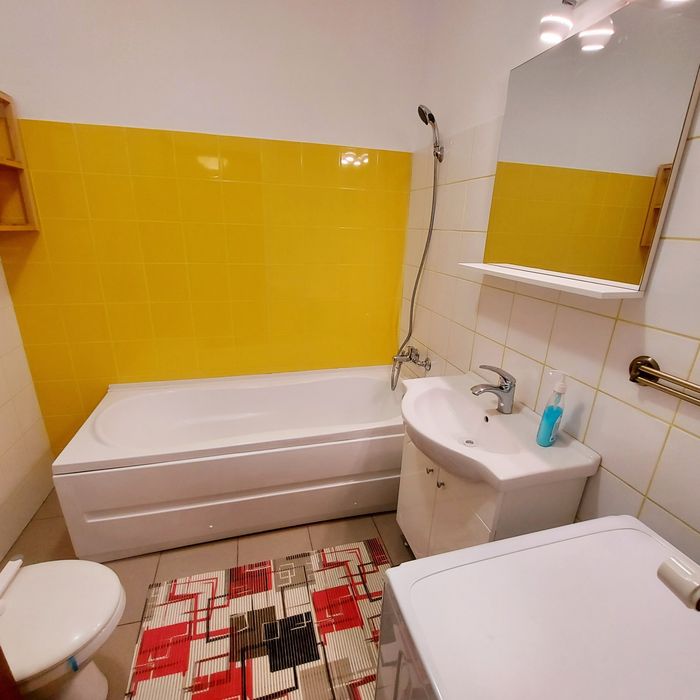 Apartament 2 camere cu centrala proprie