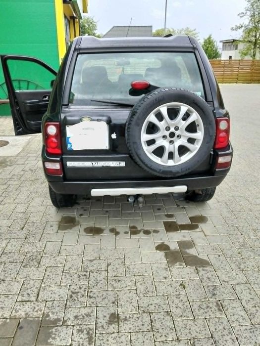 Masina Land Rover