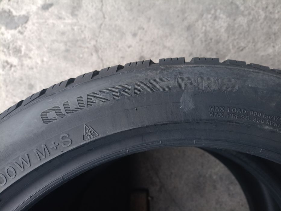 2 anvelope AllSeason Vredestein 235/45 R20 dot 1422