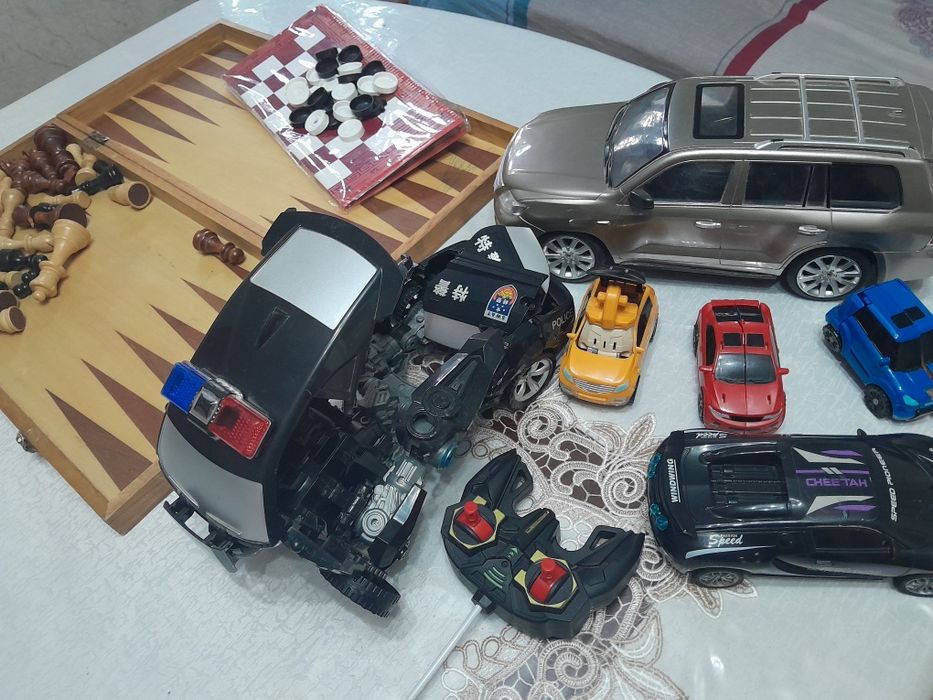 Детские  игрушки