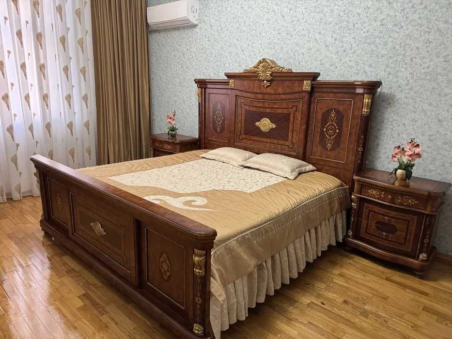 Сдам евро квартиру на Чехова попугайчик