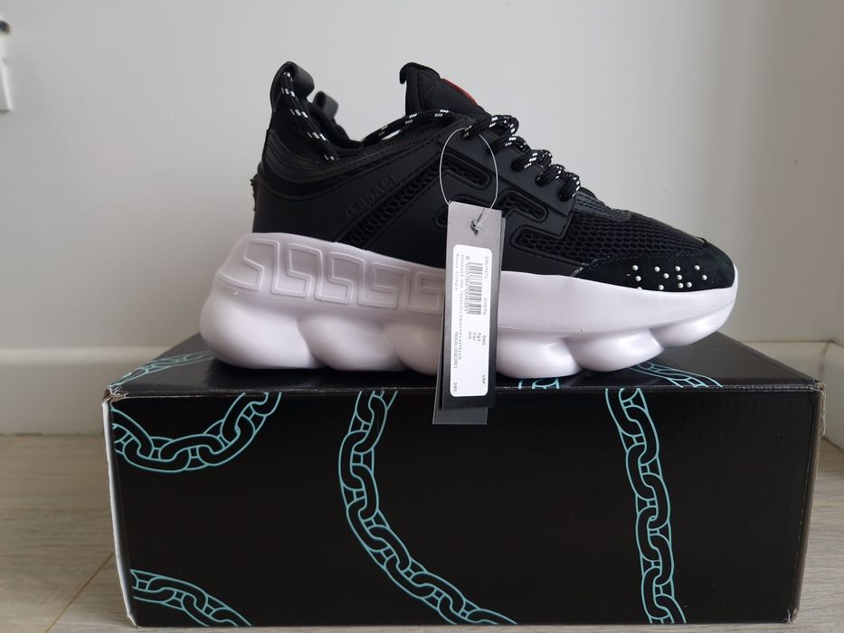 Vers.ace Chain Reaction alb/negru - Marimea 40 - Cadoul Ideal - Urgent