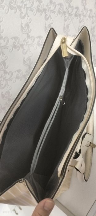 Продам женскую сумку