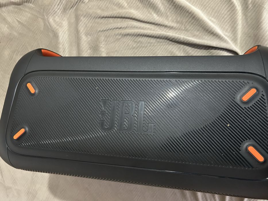 Jbl partybox 100
