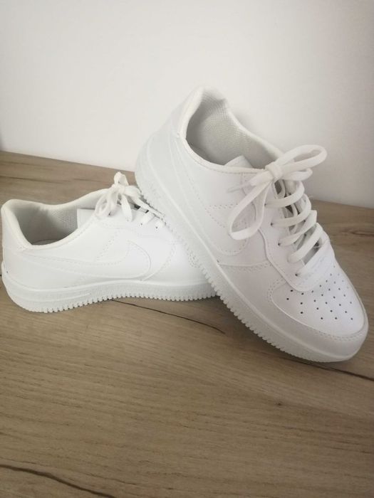 Дамски маратонки