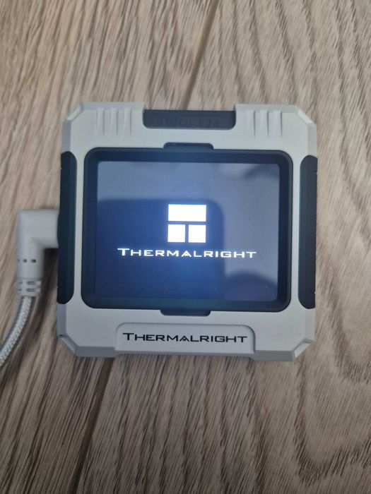 Cooler Lichid Thermalright Frozen Warframe 360 White ARGB, Ecran LCD 2.4 inch, 360mm