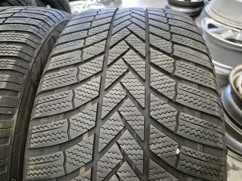 2 anvelope iarna Bridgestone 255 50 19 stare buna