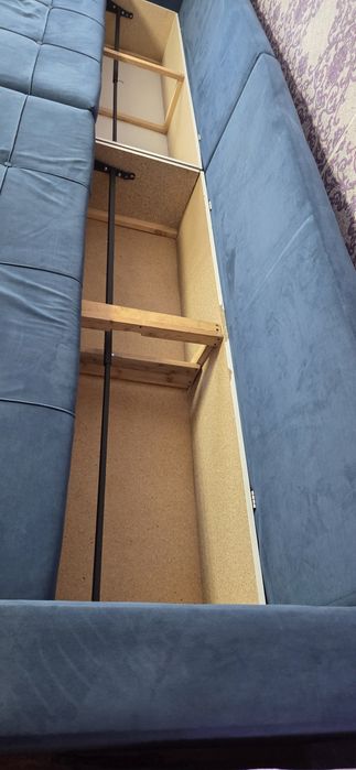 Продам диван 4 метра