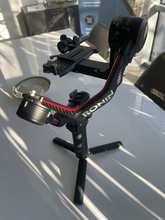 DJI RS2 Pro + focus motor