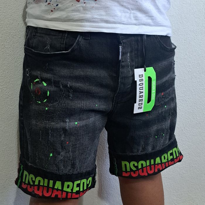 Pantaloni scurți Dsquared2(adolescenți sau adulți cu o siluetă suplă )
