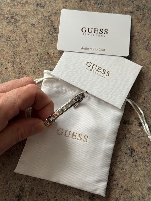 Bratara rigida Guess