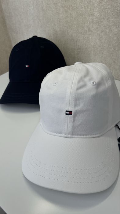 Кепки от Tommy hilfiger