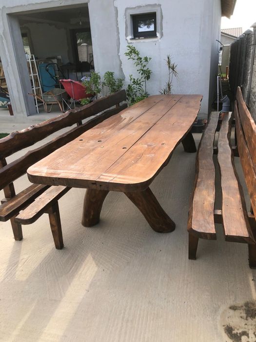 Vand masa din lemn masiv! STEJAR 10-12 locuri