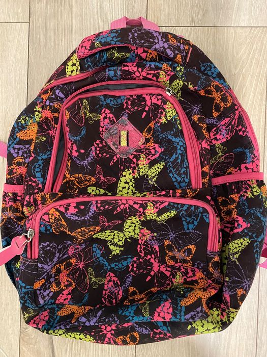 Портфель , рюкзак для ребенка