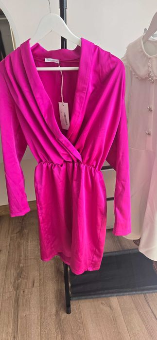 Дамска рокля Motivi