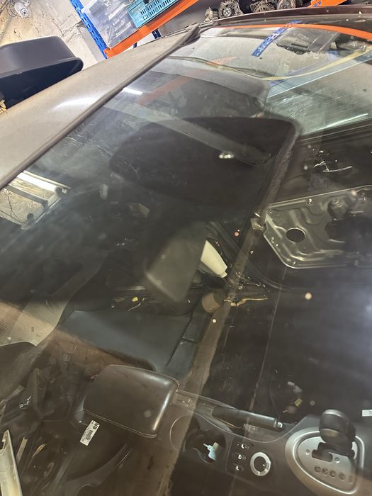 Челно предно стъкло нисан кашкай 2012г оригинално