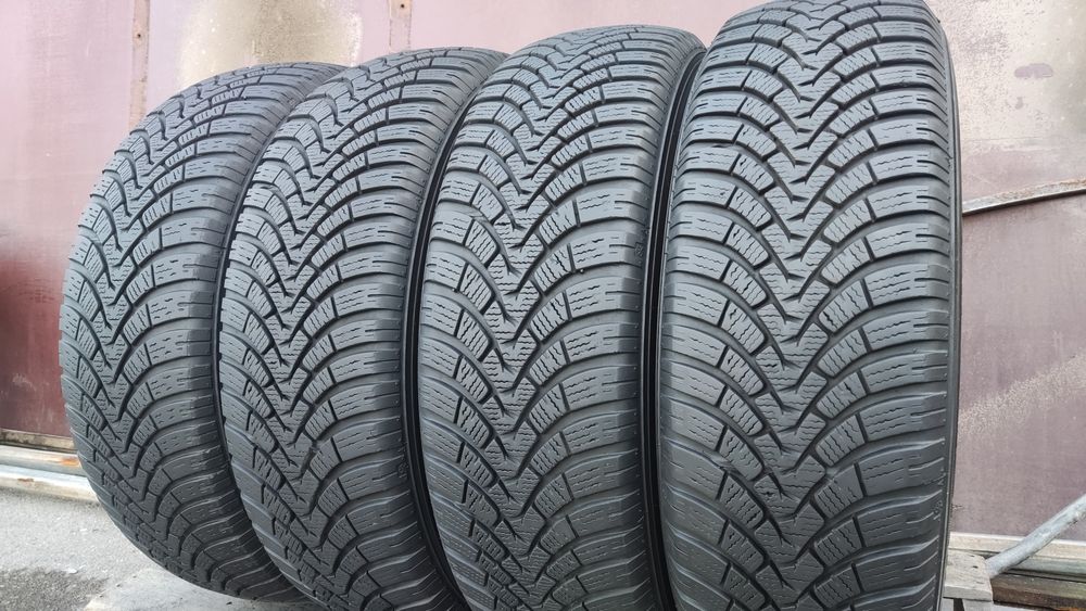 4бр. зимни гуми 195/65/15 Falken Euro winter 
dot21
7+mm
Много добро с