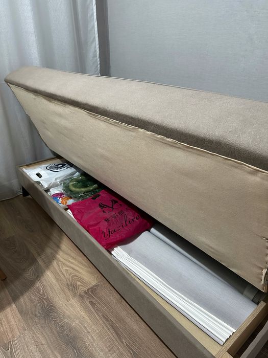 Продам Диван раскладной 187х110