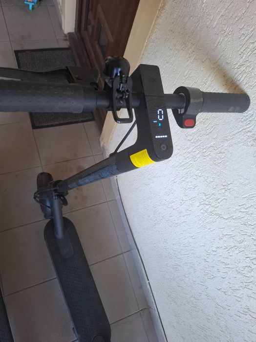 2 trotinete electrice XIAOMI  PRO 2 fabricatie 2021 luna 4