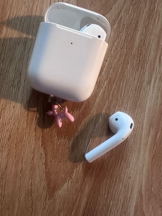 Căști AirPods 2 originale/ stare buna