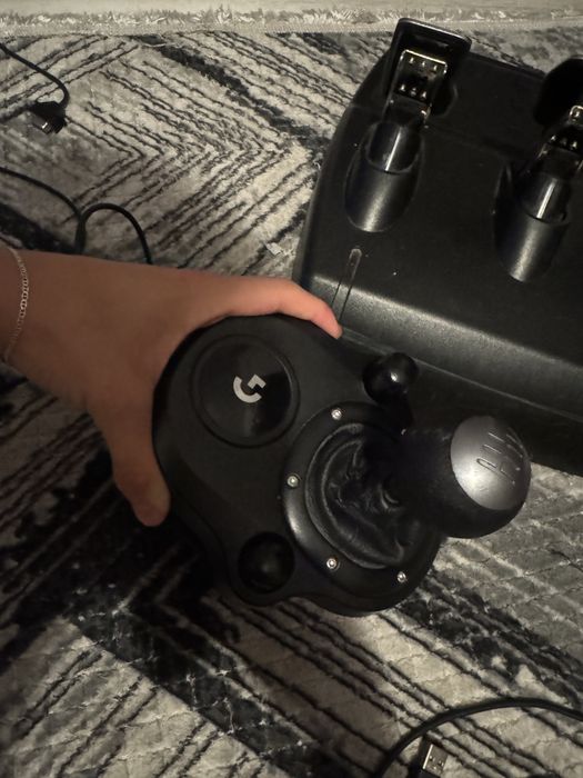 Vand volan Logitech g29