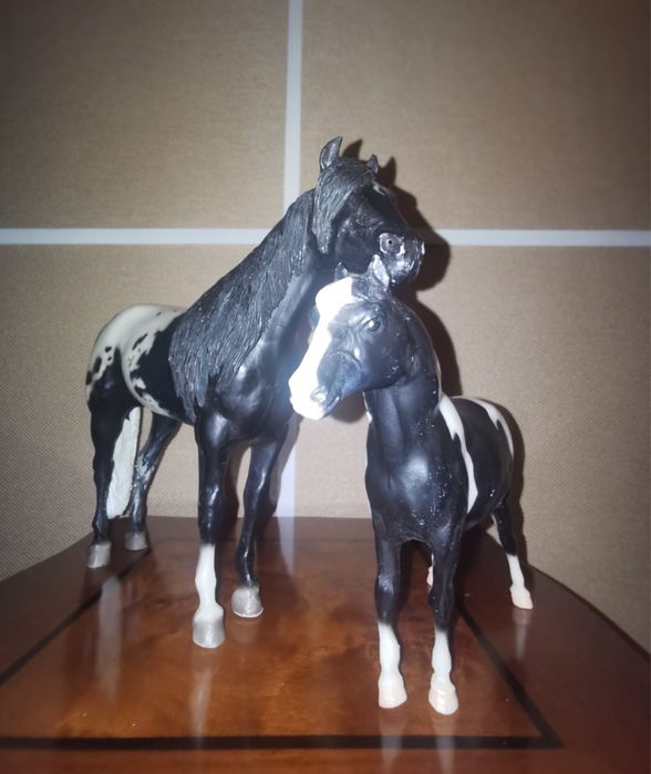Антикварна колекционерска фигура на кон марка Breyer Reeves USA  2 бр.